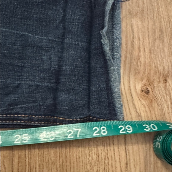 Seven 7 - Picture 3 of 5